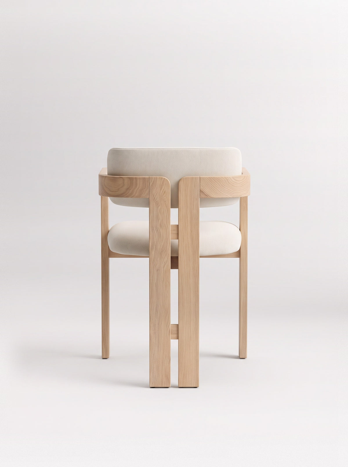 Chaise de salle à manger Japandi Mokani en chêne white wash avec tissu en lin