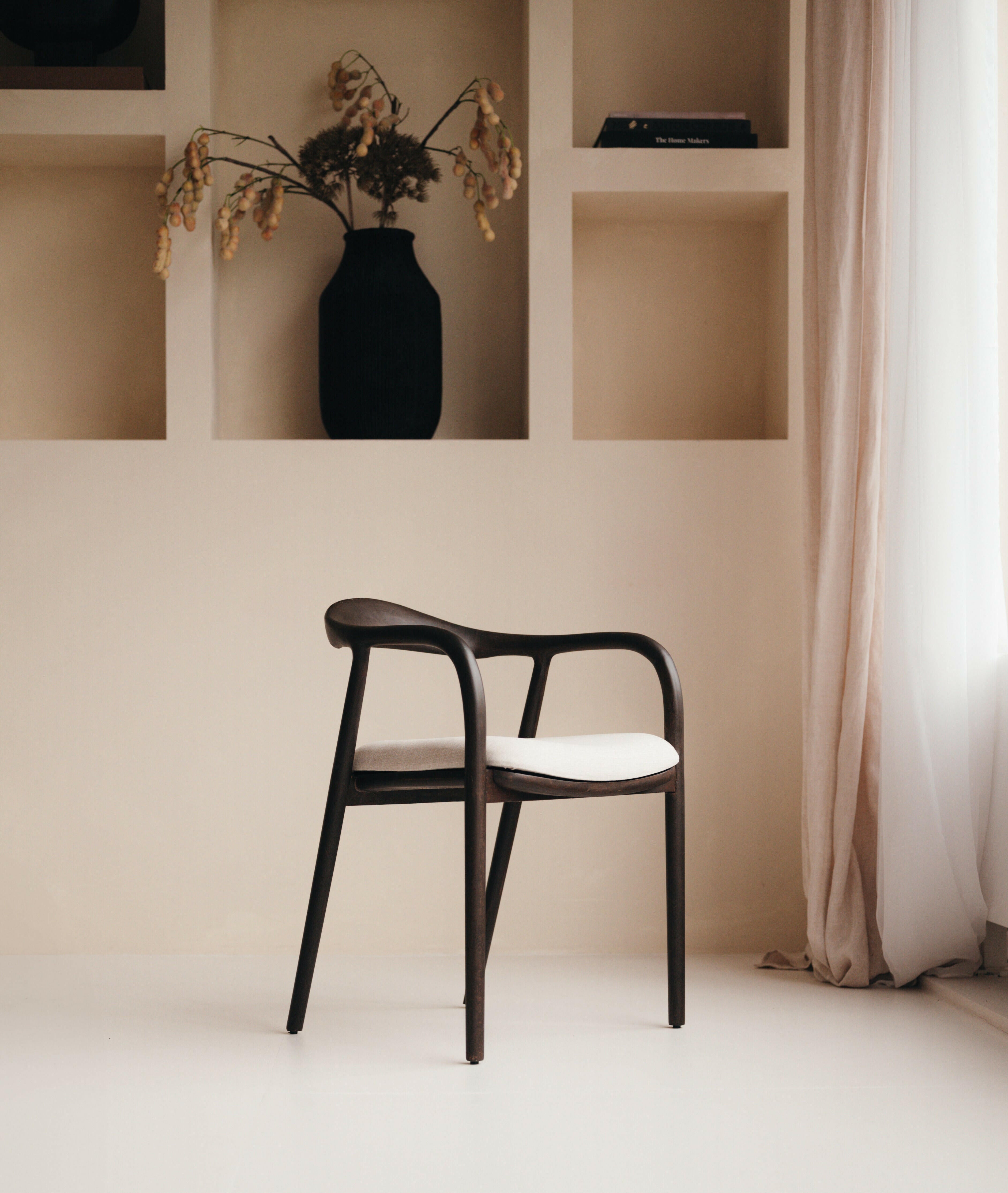 Japandi eetkamerstoelen online kopen? Mooiste collectie van Benelux!