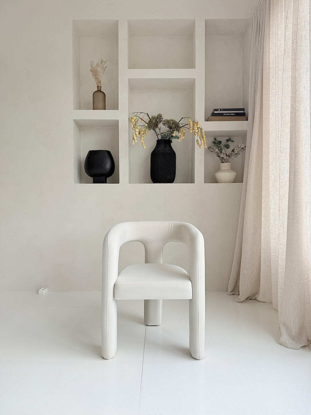 Mokani design eetkamerstoel – volledig gestoffeerd, elegant en comfortabel