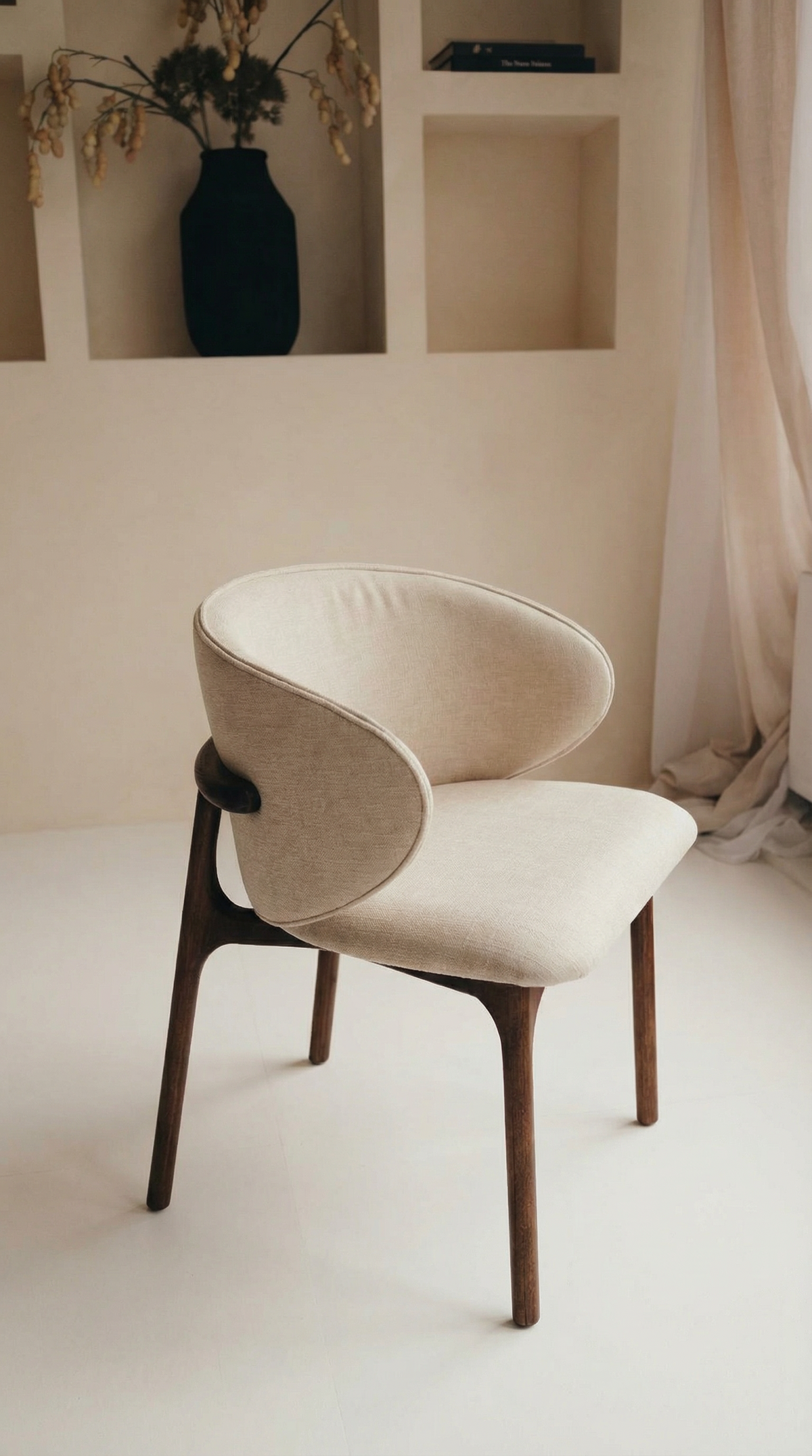 Mokani massief houten eetkamerstoel Minimalistisch design met warme touch (kopie)