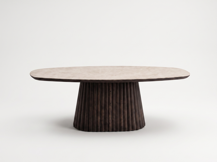 Mokani Taj Mahal eettafel met Deens ovaal keramisch tafelblad en donker houten middenpoot
